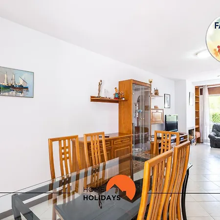 #047 Families Only - Almond Tree By Holidays *