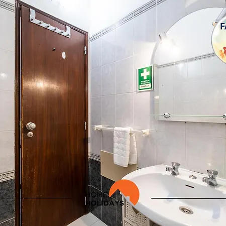 #047 Families Only - Almond Tree By Holidays