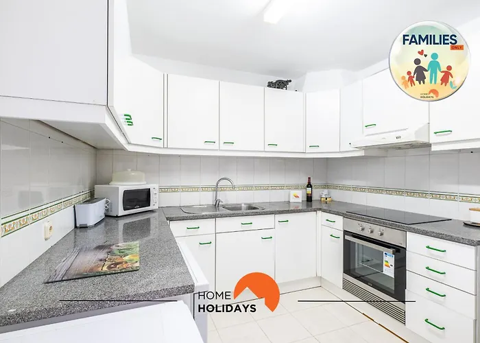 #047 Families Only - Almond Tree By Holidays Albufeira